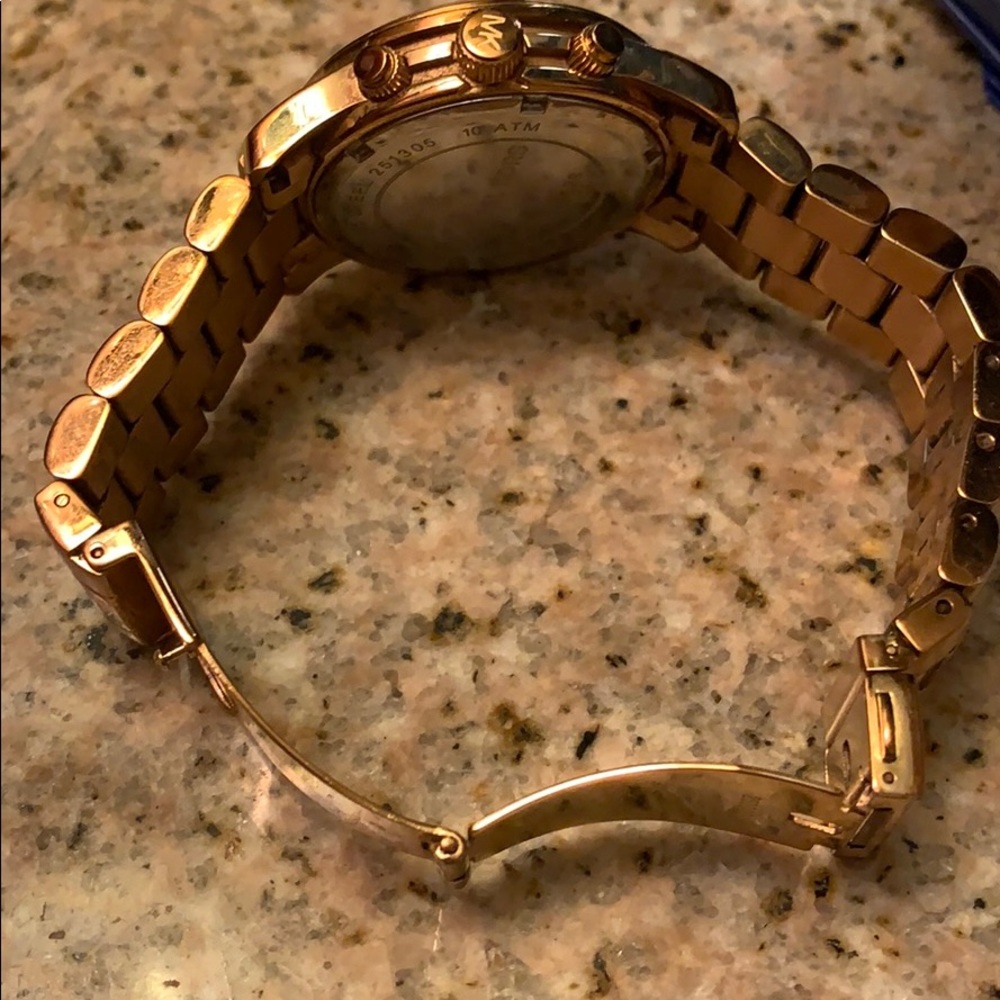 Rose Gold Michael Kors Watch - Picture 3 of 4